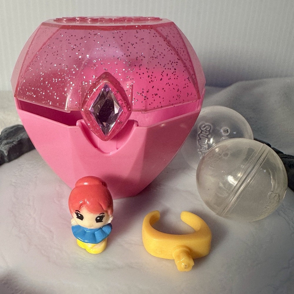 Squinkies Bride To Be Surprize 2010 Blip Toys Pink Diamond Collectible Set